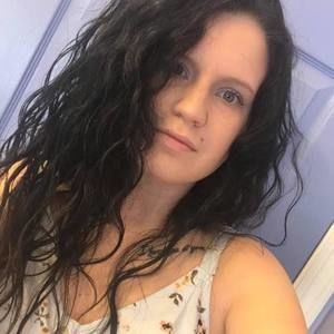 Meet your Posher, Carla